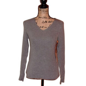 Active USA Large Heather Gray Crewneck Sweater